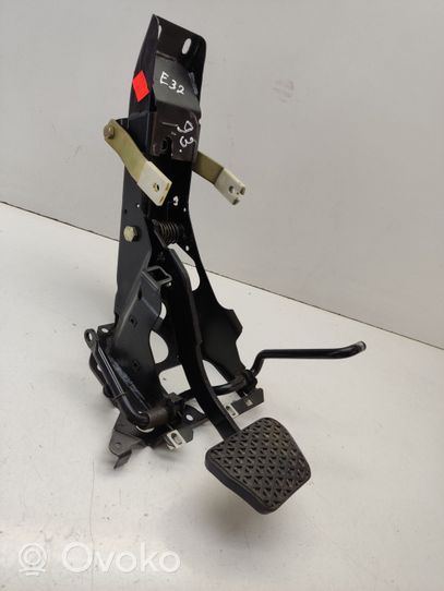 BMW 7 E32 Brake pedal 1981689