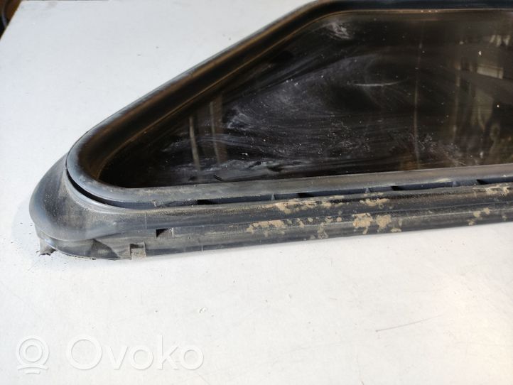 BMW 3 E30 Rear side window/glass 43R000981