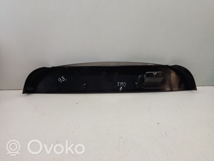 BMW 5 E39 Garniture de hayon 8176181