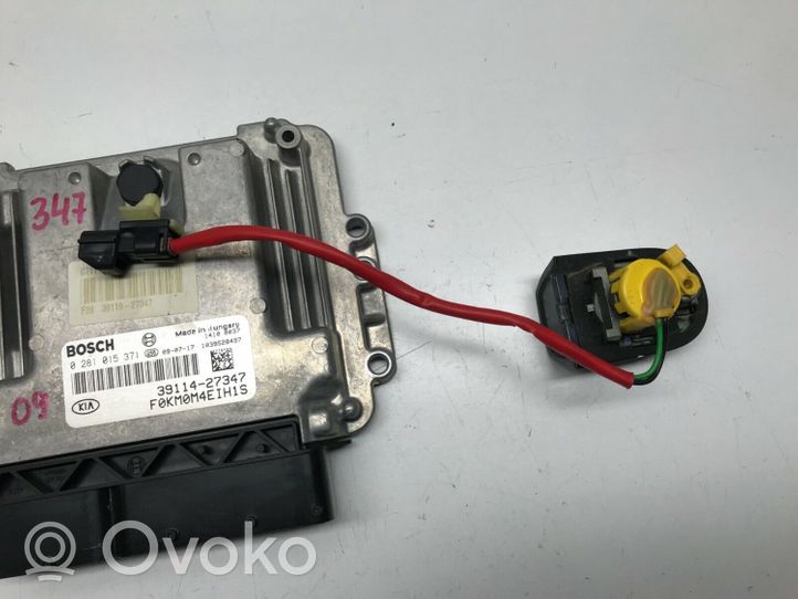 KIA Sportage Komputer / Sterownik ECU i komplet kluczy 0281015371