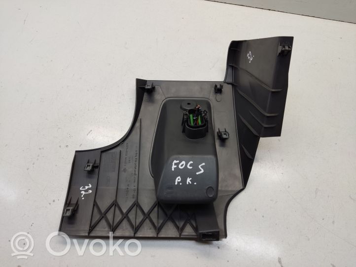 Ford Focus Panelės apdailos skydas (šoninis) 4M51A04324