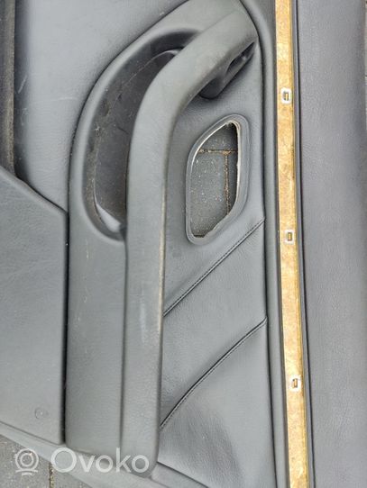 BMW 5 E39 Set di rivestimento del pannello della portiera 8159636