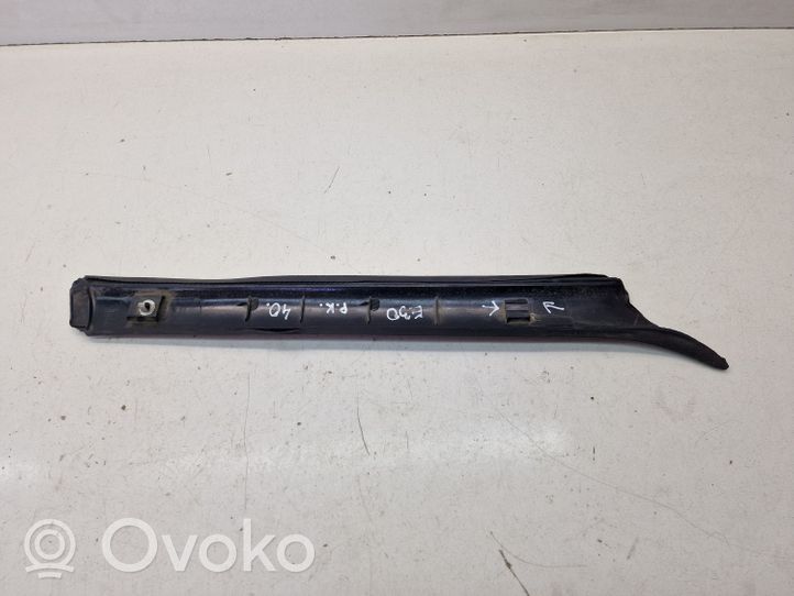 BMW 3 E30 Rivestimento montante (A) 1884375