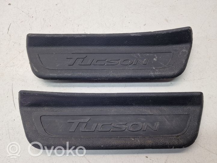 Hyundai Tucson TL Listwa progowa tylna 85888D7000