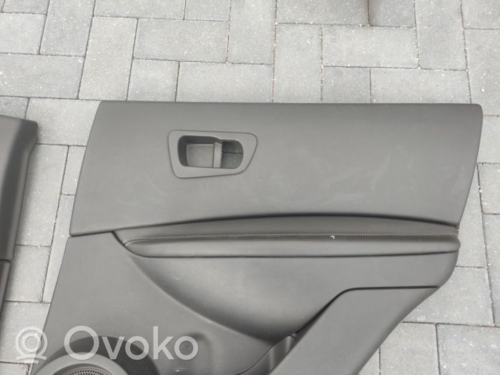 Nissan Qashqai Takaoven verhoilu 82911JD900