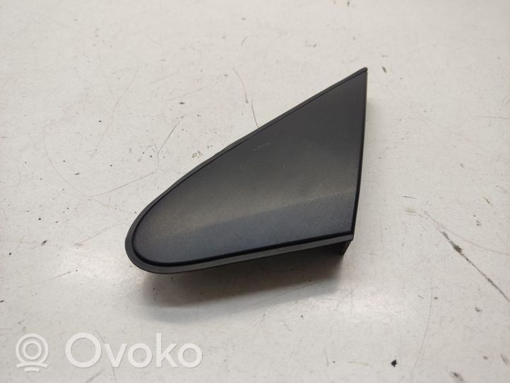 Hyundai ix35 Rivestimento modanatura del vetro della portiera anteriore 8618028000