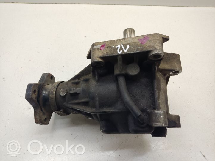 Nissan Qashqai Skrzynia rozdzielcza / Reduktor 067022