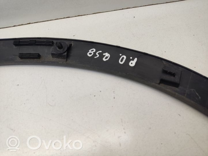 Nissan Qashqai Listwa błotnika przedniego 63811JD01D