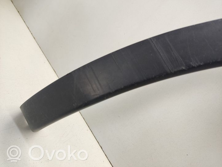 Nissan Qashqai Listwa błotnika przedniego 63811JD01D