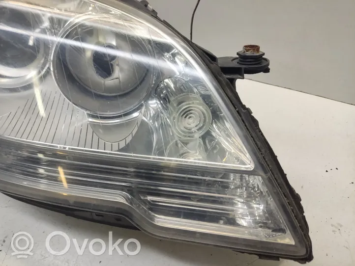 Mercedes-Benz ML W164 Phare frontale 263348