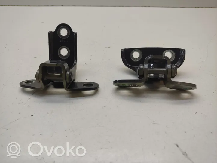 KIA Stonic Rear door hinge set 