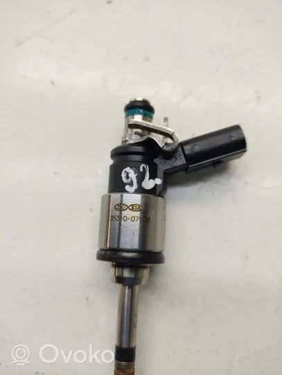 KIA Stonic Injecteur de carburant 3531007100