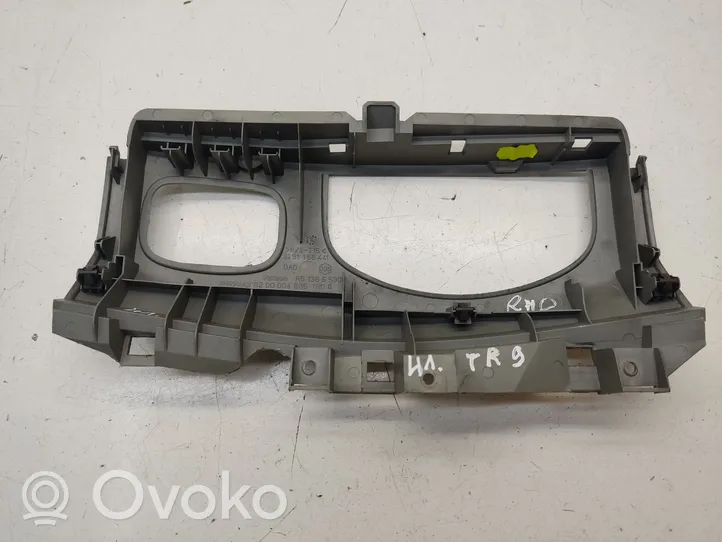 Renault Trafic II (X83) Console centrale, commande chauffage/clim 8200004605