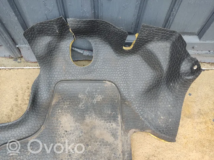 Renault Trafic II (X83) Tapis de sol / moquette de cabine avant 93863131