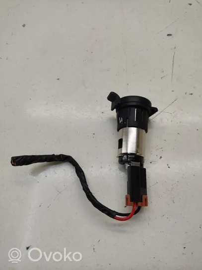 KIA Sportage 12 V Socket (rear) 