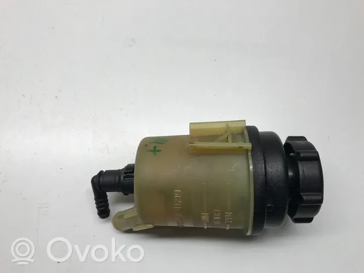 Ford Mondeo MK IV Serbatoio/vaschetta del liquido del servosterzo 6G913R700