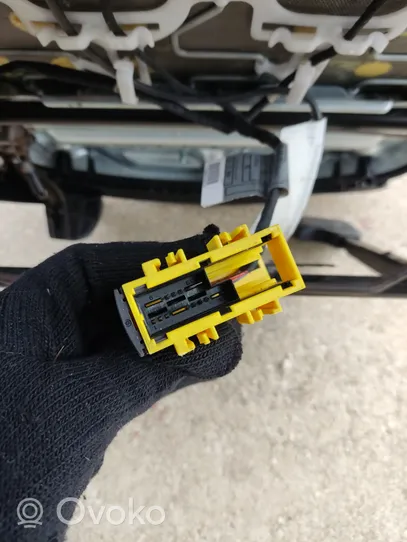 9131643 BMW 1 E81 E87 Front passenger seat, 95.00 € | RRR 