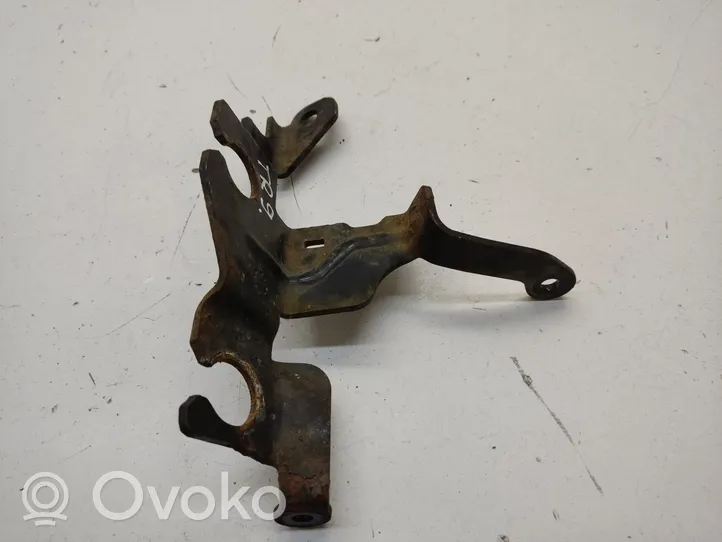 Renault Trafic II (X83) Support de boîte de vitesses 8201035310