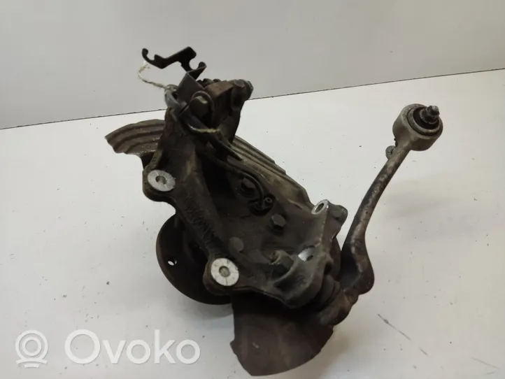 BMW 1 E81 E87 Cubo de rueda delantera 6773209