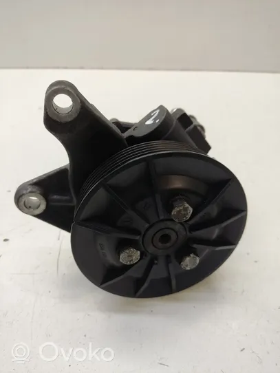 BMW 3 E90 E91 Power steering pump 7564503