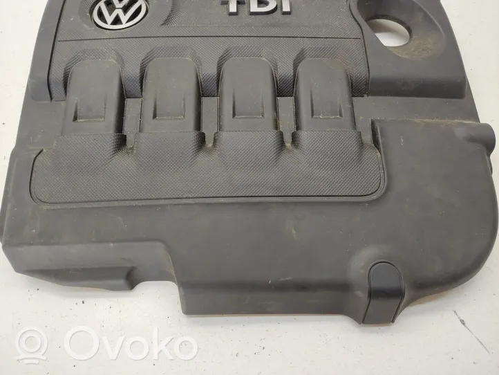 Volkswagen Golf VII Engine cover (trim) 04L103925Q