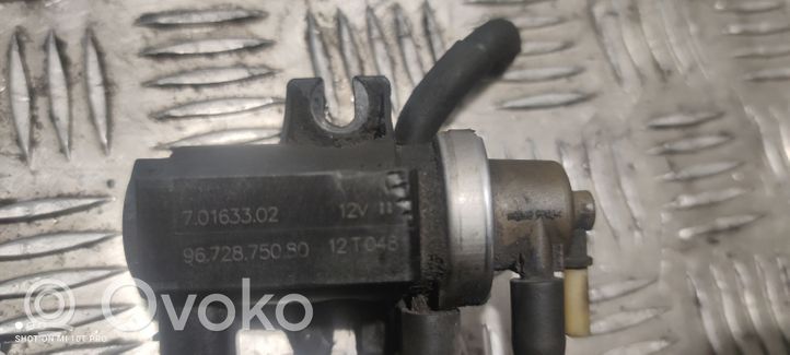 Volvo S60 Vacuum valve 70163302