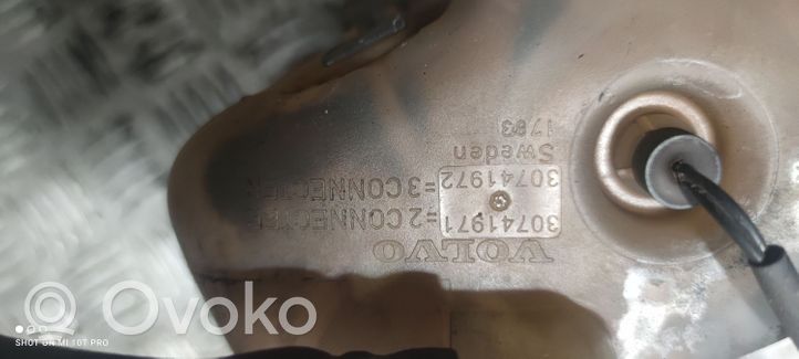 Volvo XC70 Zbiornik wyrównawczy chłodziwa 30741971
