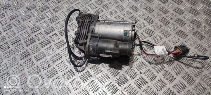 Land Rover Range Rover Sport L320 Ilmajousituksen kompressoripumppu BH3219G525DF