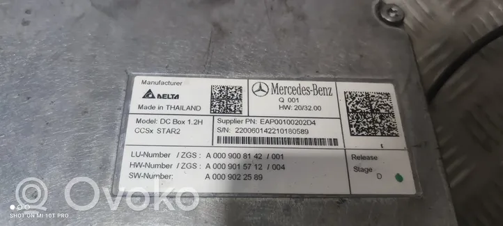 Mercedes-Benz EQB Convertisseur / inversion de tension inverseur A0009008142