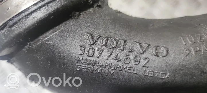 Volvo XC60 Przewód / Wąż chłodnicy 30774692