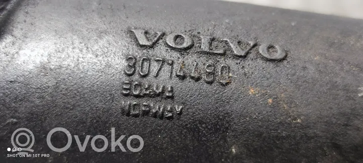 Volvo XC90 Rura / Wąż dolotowy powietrza turbiny 30714490