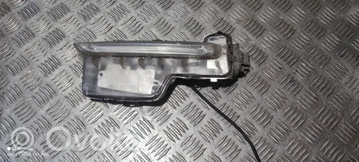 Volvo V60 Faro diurno con luce led 31420396