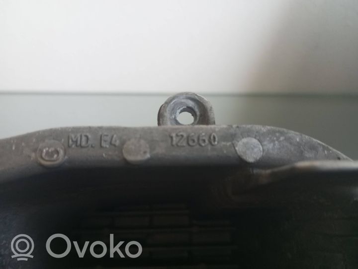 BMW 7 F01 F02 F03 F04 Priekšējā luktura detaļa 12660