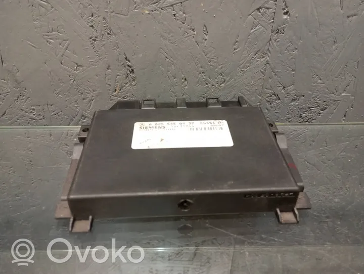 Mercedes-Benz E W210 Module de contrôle de boîte de vitesses ECU A0255450432