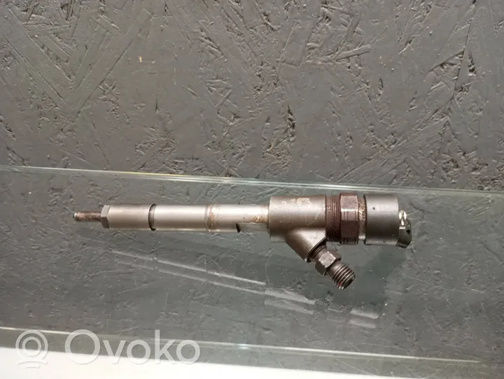 Toyota Auris 150 Injecteur de carburant 2367033040