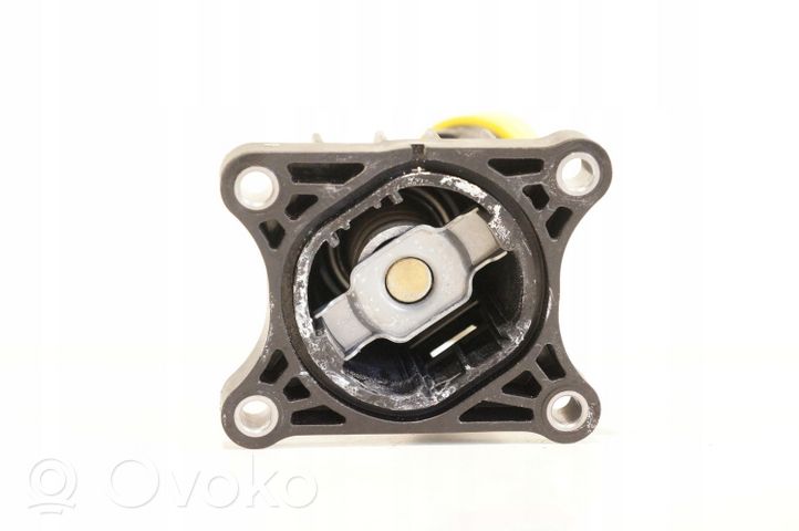 Volvo XC40 Alloggiamento termostato 31474800