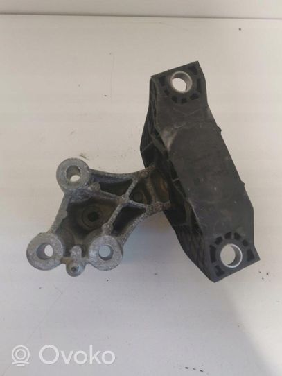 Renault Clio IV Support, suspension du moteur Array