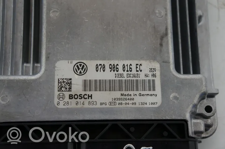 Volkswagen Transporter - Caravelle T5 Unité de commande, module ECU de moteur 070906016EC