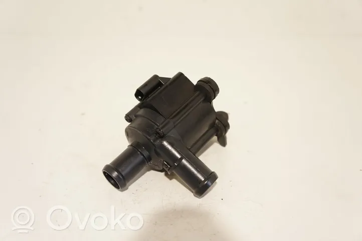 Volkswagen Beetle A5 Zusatzwasserpumpe 5C0122063E