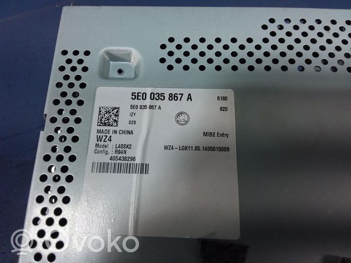 Skoda Octavia Mk3 (5E) Panel / Radioodtwarzacz CD/DVD/GPS 5E0035867A
