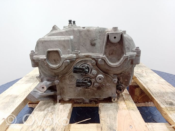 BMW X6 E71 Engine head 7573940