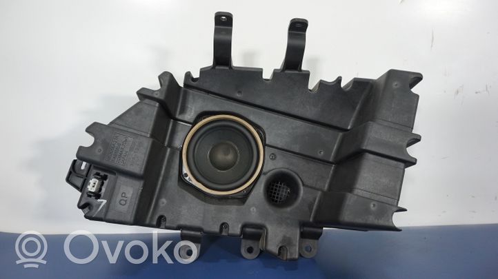 Subaru Tribeca Subwoofer-bassokaiutin 86301XA37A