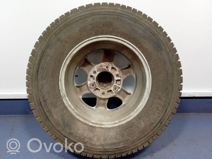 Ford Maverick R17 alloy rim 01