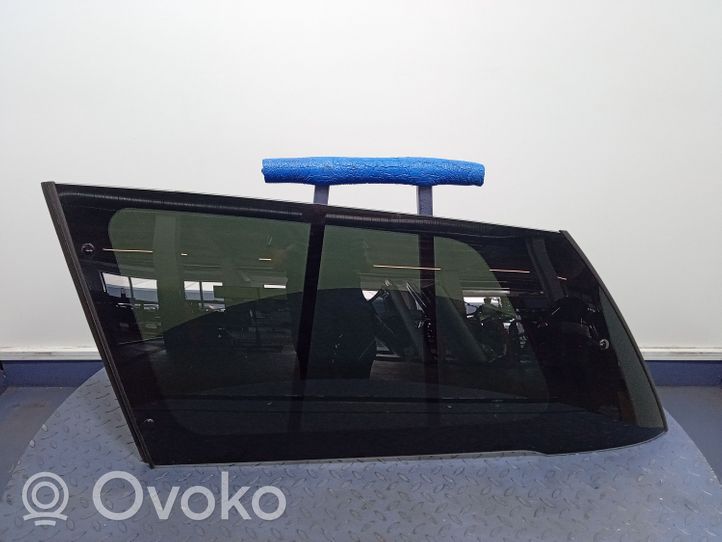 Toyota Previa (XR30, XR40) II Fenêtre latérale avant / vitre triangulaire 01