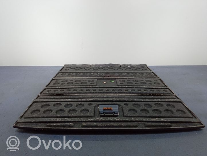 Audi A4 S4 B6 8E 8H Tapis de sol / moquette de cabine avant 4B9887183