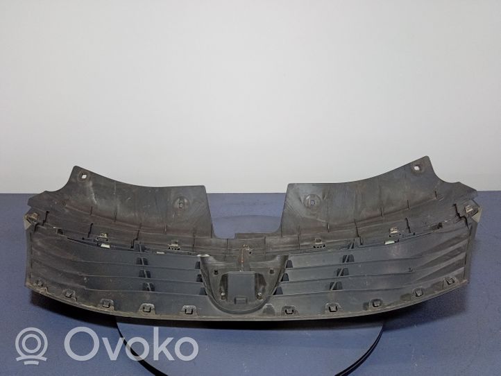 Dacia Logan I Front grill 8200748240