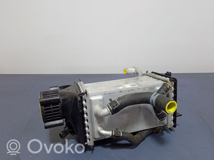 Volkswagen PASSAT B8 Chłodnica powietrza doładowującego / Intercooler 04E145785E