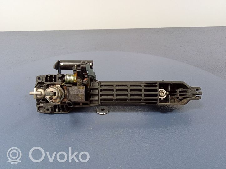 Toyota Avensis Verso Etuoven ulkokahva 242303