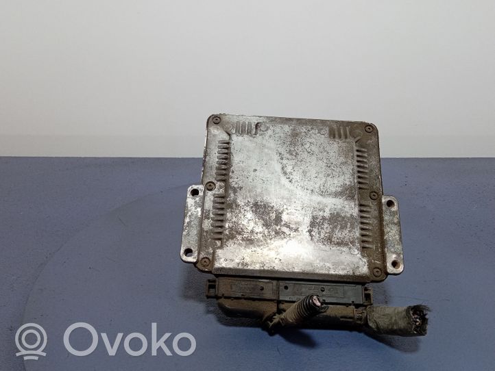 Chrysler Grand Voyager IV Unité de commande, module ECU de moteur 0281011064