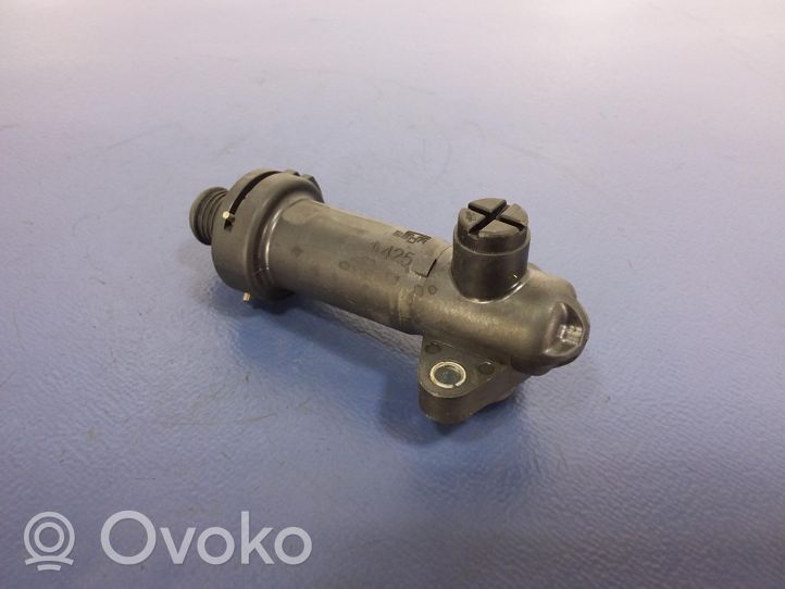 BMW X5 E70 Boîtier de thermostat / thermostat 